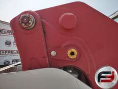 TAKEUCHI TL12V2 MULTI TERRAIN LOADER SN: 412001817