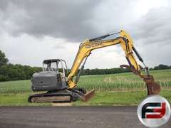 GEHL G8003RD HYDRAULIC EXCAVATOR SN: AH00690
