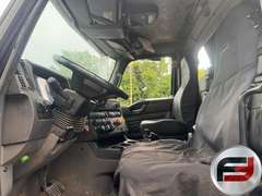 2023 INTERNATIONAL HX620 QUAD AXLE DUMP TRUCK VIN: 3HTPCTZT2PN357379