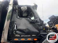 2023 INTERNATIONAL HX620 QUAD AXLE DUMP TRUCK VIN: 3HTPCTZT2PN357379