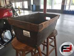 VINTAGE STANDARD OIL OF INDIANA BASKET CARRIER