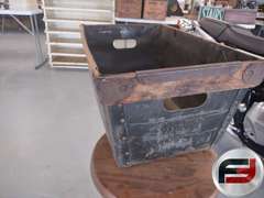 VINTAGE STANDARD OIL OF INDIANA BASKET CARRIER
