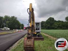 GEHL G8003RD HYDRAULIC EXCAVATOR SN: AH00690