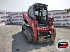 TAKEUCHI TL12V2 MULTI TERRAIN LOADER SN: 412001817