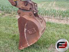 GEHL G8003RD HYDRAULIC EXCAVATOR SN: AH00690