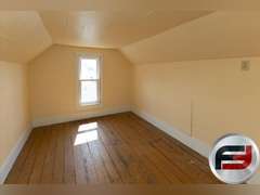 206 W WALL ST. ADVANCE, INDIANA 46102, EXPERIENCE THE CHARM