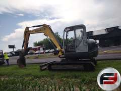 GEHL G8003RD HYDRAULIC EXCAVATOR SN: AH00690