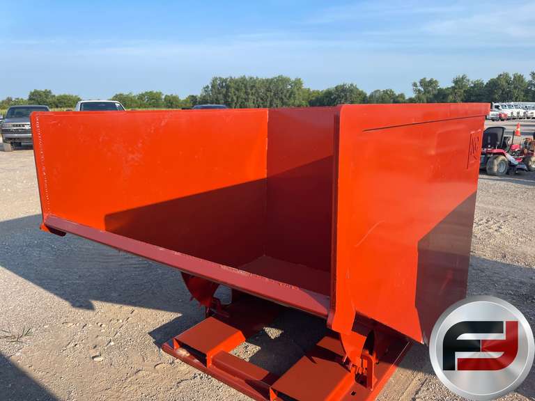 STANDARD DUTY 3 CY CAPACITY DUMPING HOPPER