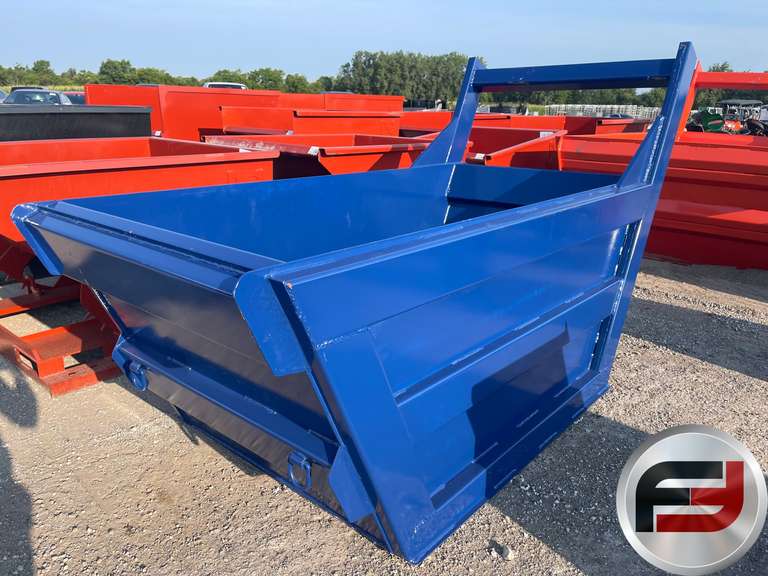 UNUSED 2025 3 YARD BEDDING BOX