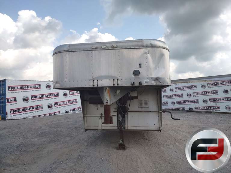 1992 SOONER ALUMINUM LIVESTOCK 38' VIN: 48HSA3023M1000191