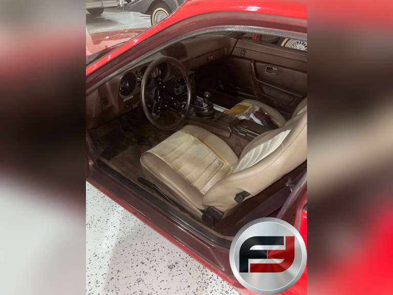 1984 PORSCHE 944 VIN: WP0AA0945EN464838