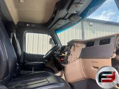 2015 PETERBILT 567 TRI-AXLE DUMP TRUCK VIN: 1NPCXPEX0FD290399