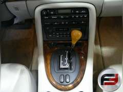 1997 JAGUAR XK8 VIN: SAJGX2740VC007021 CONVERTIBLE