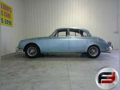 1967 JAGUAR MARK II VIN: 120735DN
