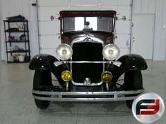1929 PLYMOUTH MODEL U SEDAN