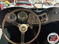 1954 MG TD VIN: TD 8827 ROADSTER