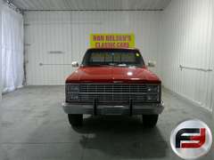 1984 CHEVROLET C20  VIN: 1GCGC24M8ES127394 PICKUP