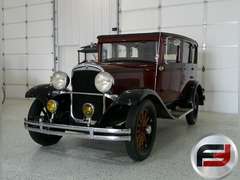 1929 PLYMOUTH MODEL U SEDAN
