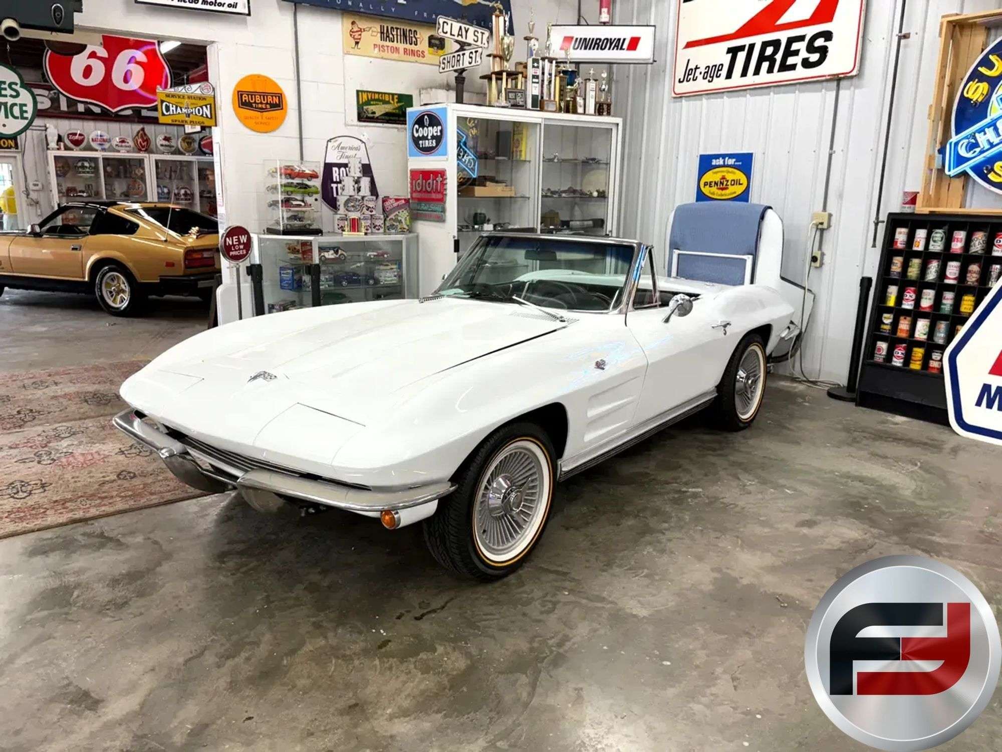 1964 CHEVROLET CORVETTE STINGRAY VIN: 40867S103137 CONVERTIBLE