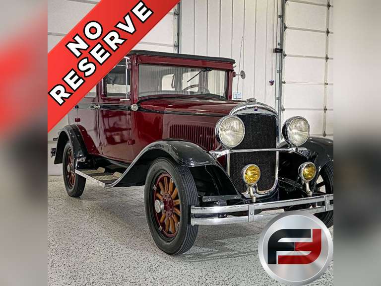 1929 PLYMOUTH MODEL U SEDAN