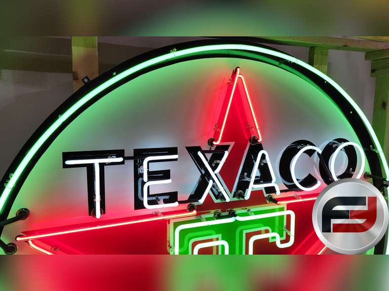 TEXACO PORCELAIN NEON SIGN, 72" X 72", NEW NEON GLASS,