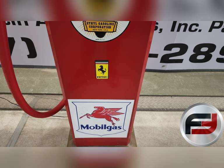 THE OLDTIMER PETROLEUM GAS PUMP, WITH ETHYL GASONLINE CORPORATION, MOBILGAS