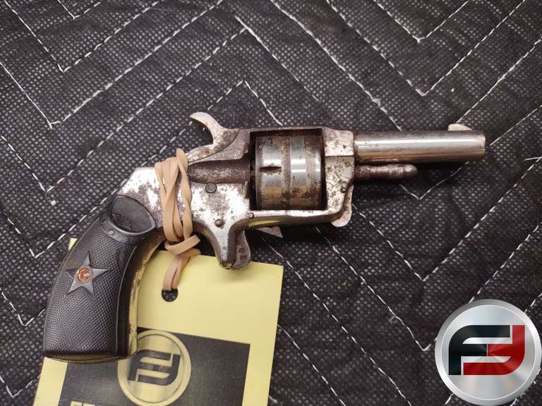 U.M.C ARMY CO. REVOLVER APPEARS TO BE 32 CAL SN: 661