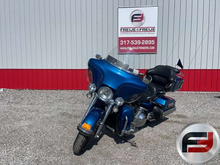 2005 HARLEY-DAVIDSON ELECTRA GLIDE ULTRA CLASSIC MOTORCYCLE VIN: 1HD1FCW105Y617216