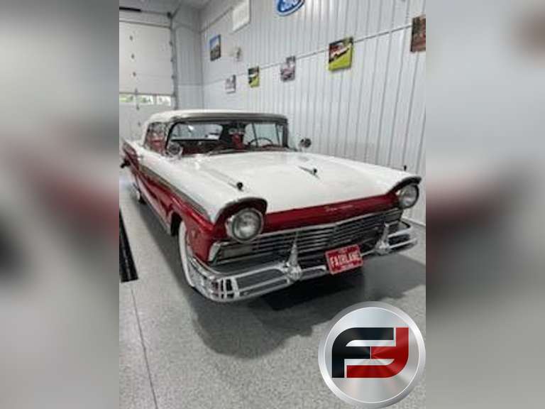 1957 FORD FAIRLANE VIN: D7KC159787