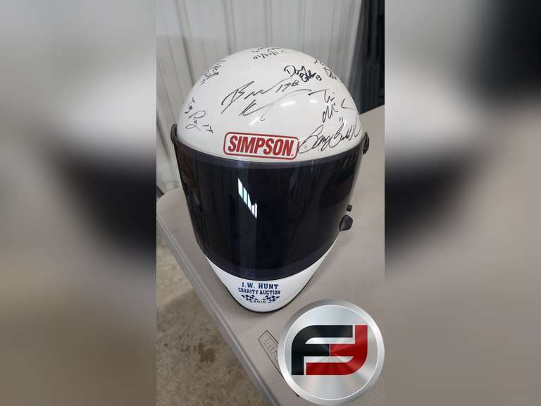 SIMPSON HELMET WITH 2010 CHILI BOWL NATIONALS FEATURE STARTERS SIGNATURES,