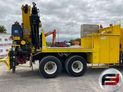 2004 INTERNATIONAL 7500 14 BOOM TRUCK VIN: 1HTWNADR84J014600