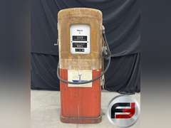 WAYNE GAS PUMP UNRESTORED,