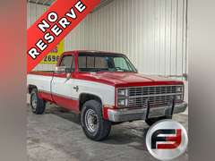 1984 CHEVROLET C20  VIN: 1GCGC24M8ES127394 PICKUP