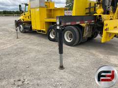 2004 INTERNATIONAL 7500 14 BOOM TRUCK VIN: 1HTWNADR84J014600