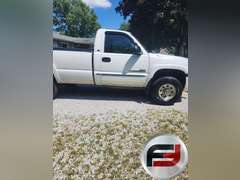 2005 GMC SIERRA 2500HD VIN: 1GTHK242X5E193871 4X4 REGULAR CAB PICKUP