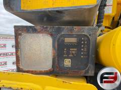 2004 INTERNATIONAL 7500 14 BOOM TRUCK VIN: 1HTWNADR84J014600