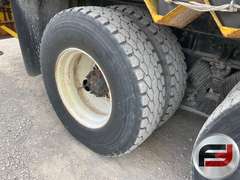 2004 INTERNATIONAL 7500 14 BOOM TRUCK VIN: 1HTWNADR84J014600