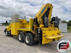 2004 INTERNATIONAL 7500 14 BOOM TRUCK VIN: 1HTWNADR84J014600