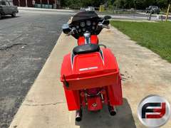 2004 HARLEY-DAVIDSON CVO ELECTRA GLIDE VIN: 1HD1PJE184Y953861 MOTORCYCLE
