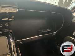 1964 FORD  THUNDERBIRD VIN: 4Y83Z116403