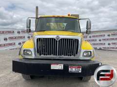 2004 INTERNATIONAL 7500 14 BOOM TRUCK VIN: 1HTWNADR84J014600
