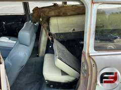 1957 CHEVROLET STATION WAGON VIN: OVB57J143254