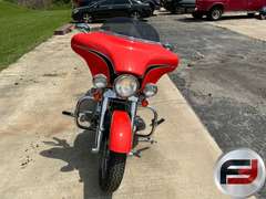 2004 HARLEY-DAVIDSON CVO ELECTRA GLIDE VIN: 1HD1PJE184Y953861 MOTORCYCLE