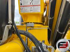 2004 INTERNATIONAL 7500 14 BOOM TRUCK VIN: 1HTWNADR84J014600