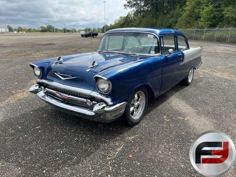 1957 CHEVROLET C150 VIN: VA57B182701