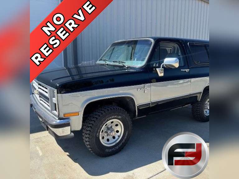 1987 CHEVROLET  SILVERADO K-5 BLAZER 4X4 SUV VIN: 1GNEV18K4HF187777