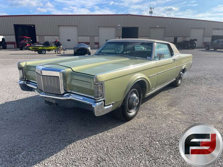 1969 LINCOLN CONTINENTAL VIN: 9Y89A852890