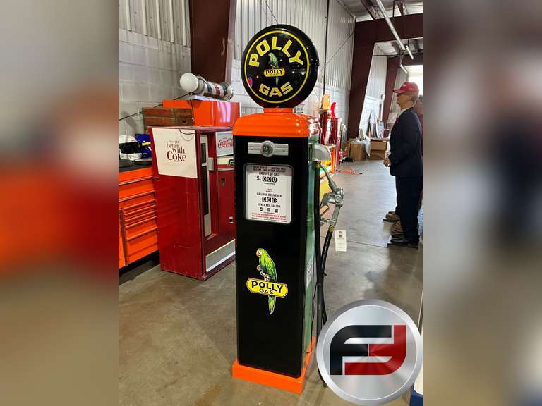 POLY GAS REPLICA GAS PUMP WITH GLOBE