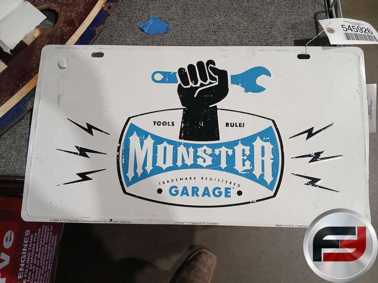 12"X24" TIN MONSTER TOOLS SIGN