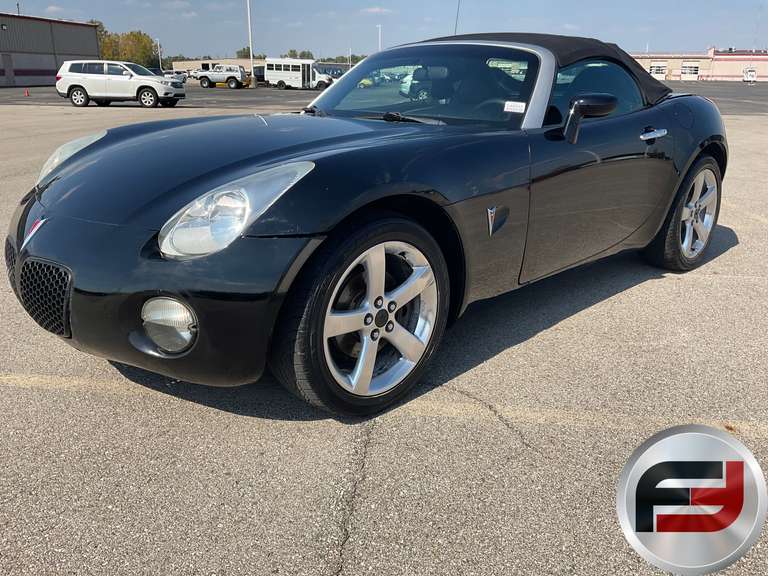 2006 PONTIAC SOLSTICE ROADSTER CONVERTIBLE COUPE VIN: 1G2MB33B16Y101587